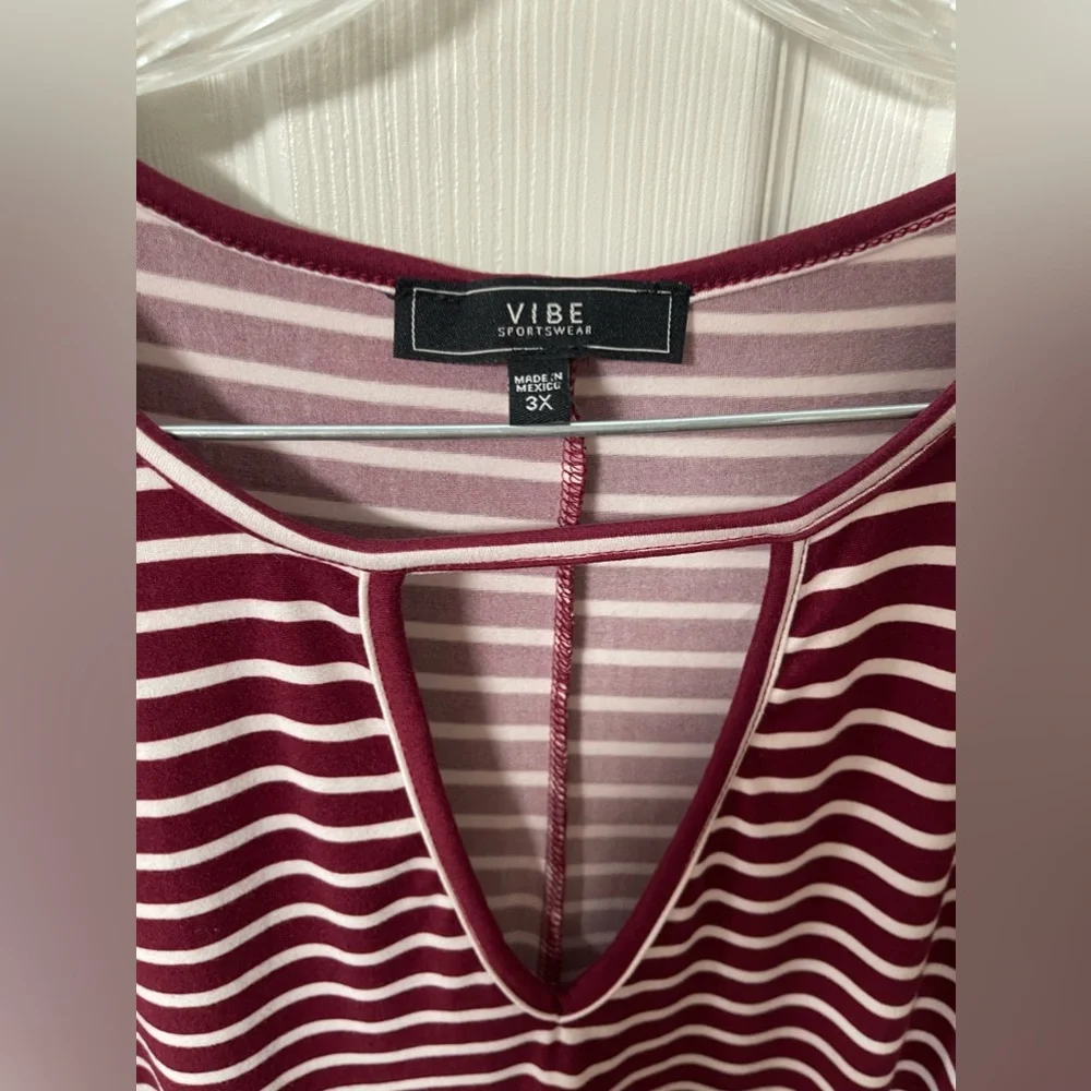 VIBE SPORTSWEAR Womens Plus Burgundy & White Striped Short Sleeve dress Size 3XL - Picture 6 of 6